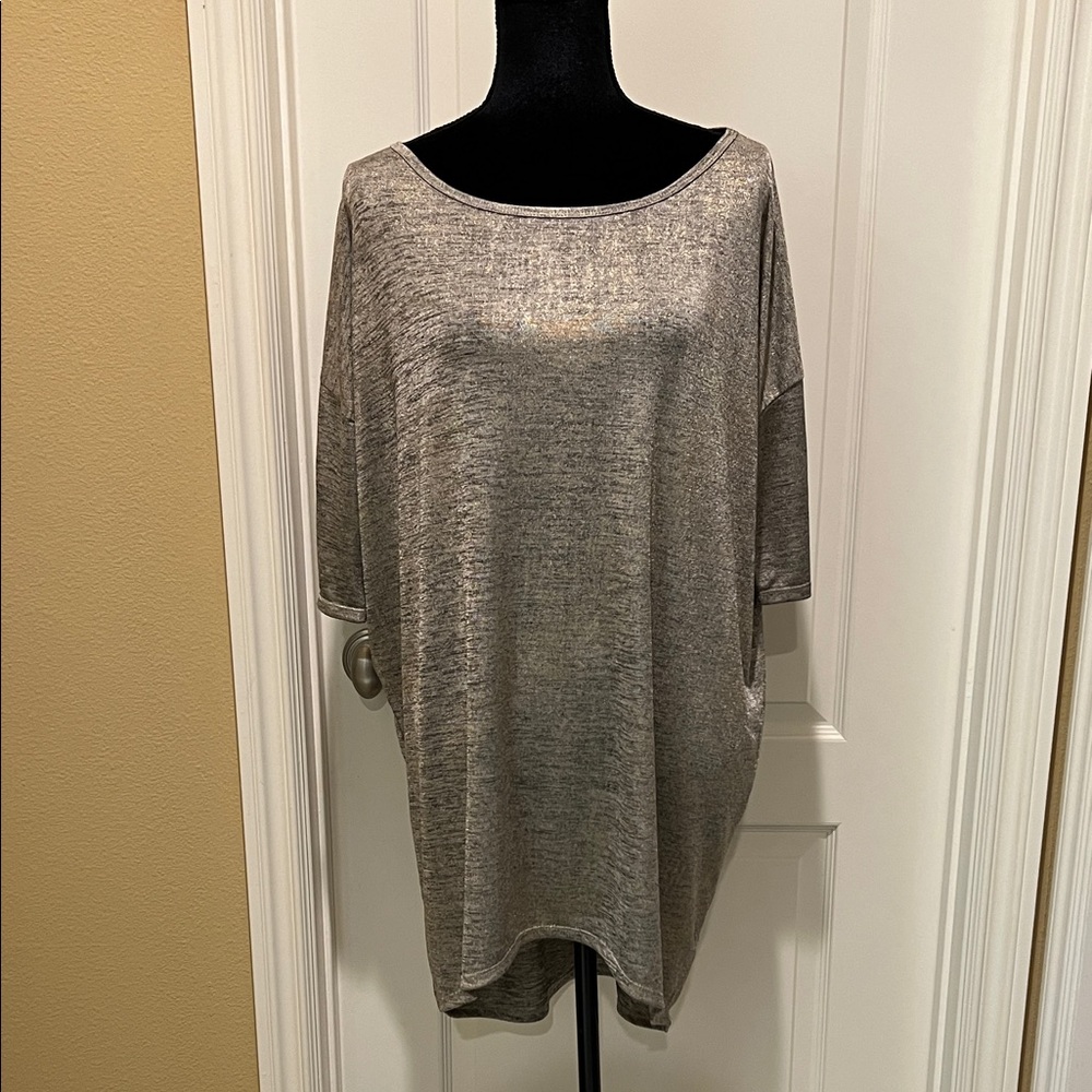 LuLaRoe Women's Shimmery Gold Tunic Top